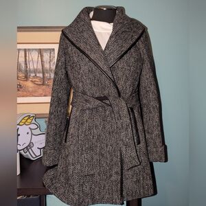 Trina Turk Womens Belted Wrap Coat, Size 4, Wool Blend, Black